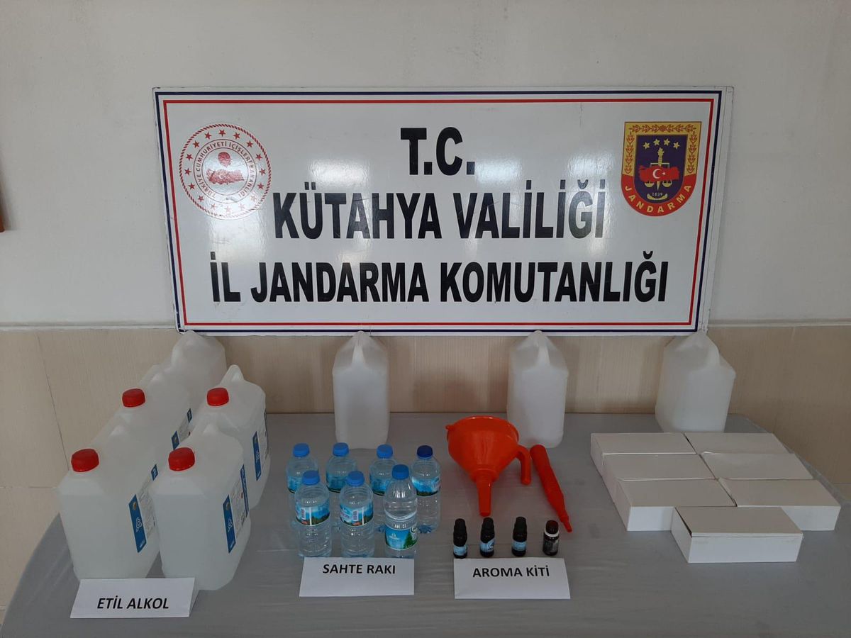 Altıntaş\'ta sahte içki operasyonunda bir şüpheli yakalandı