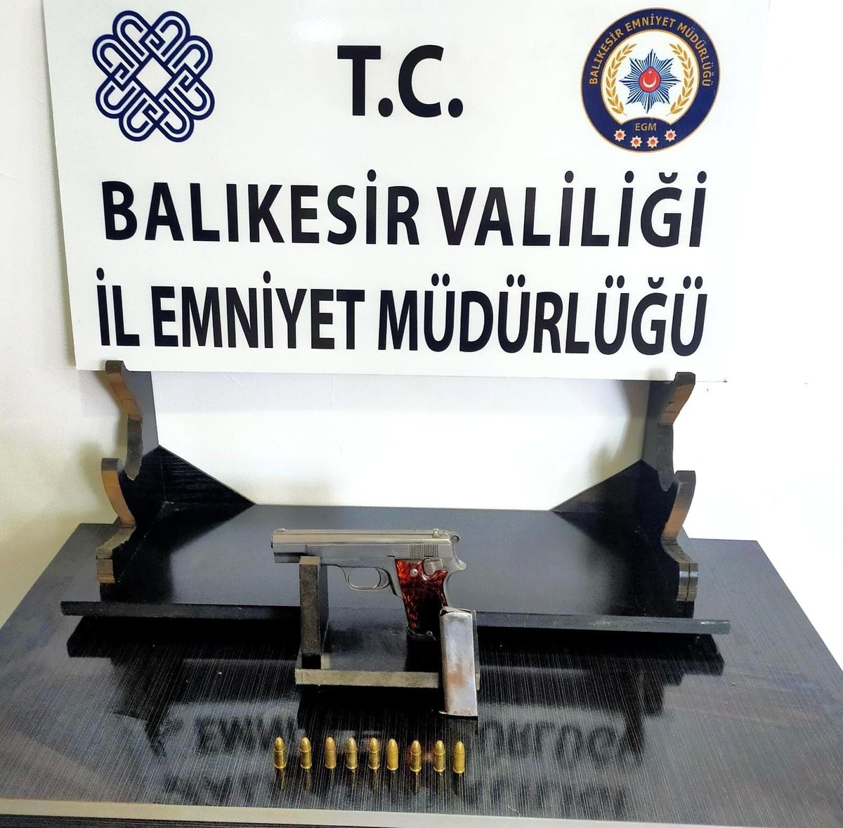 Balıkesir\'de 30 gözaltı