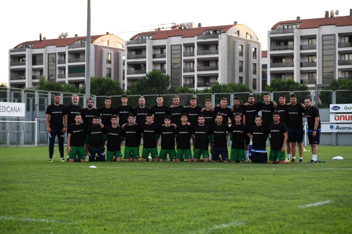 Bursasporlu futbolcular Elmalı Davası\'na tepki gösterdi