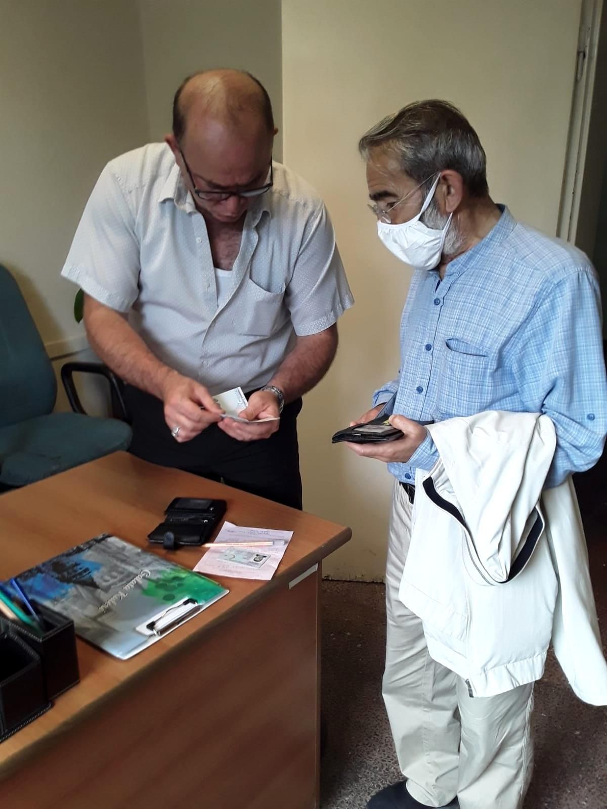 Çankırı\'da sokakta bulunan cüzdanlar sahiplerine teslim edildi