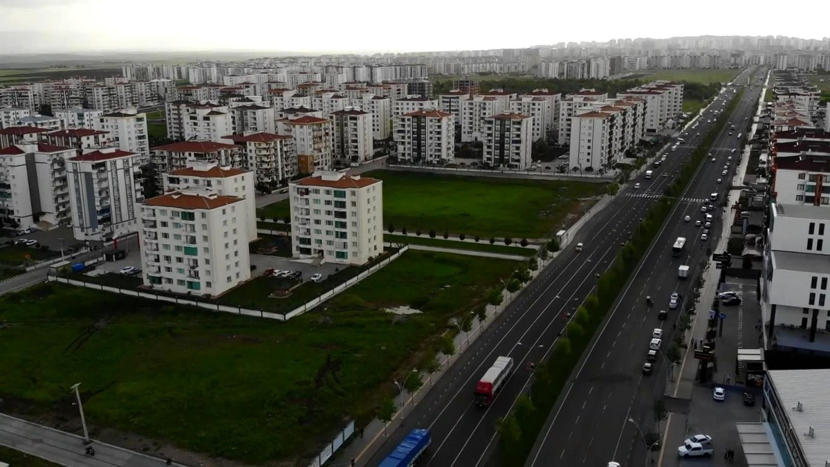 DİEM-DER\'den Diyarbakır\'da konutlardaki fahiş fiyatlarla ilgili açıklama
