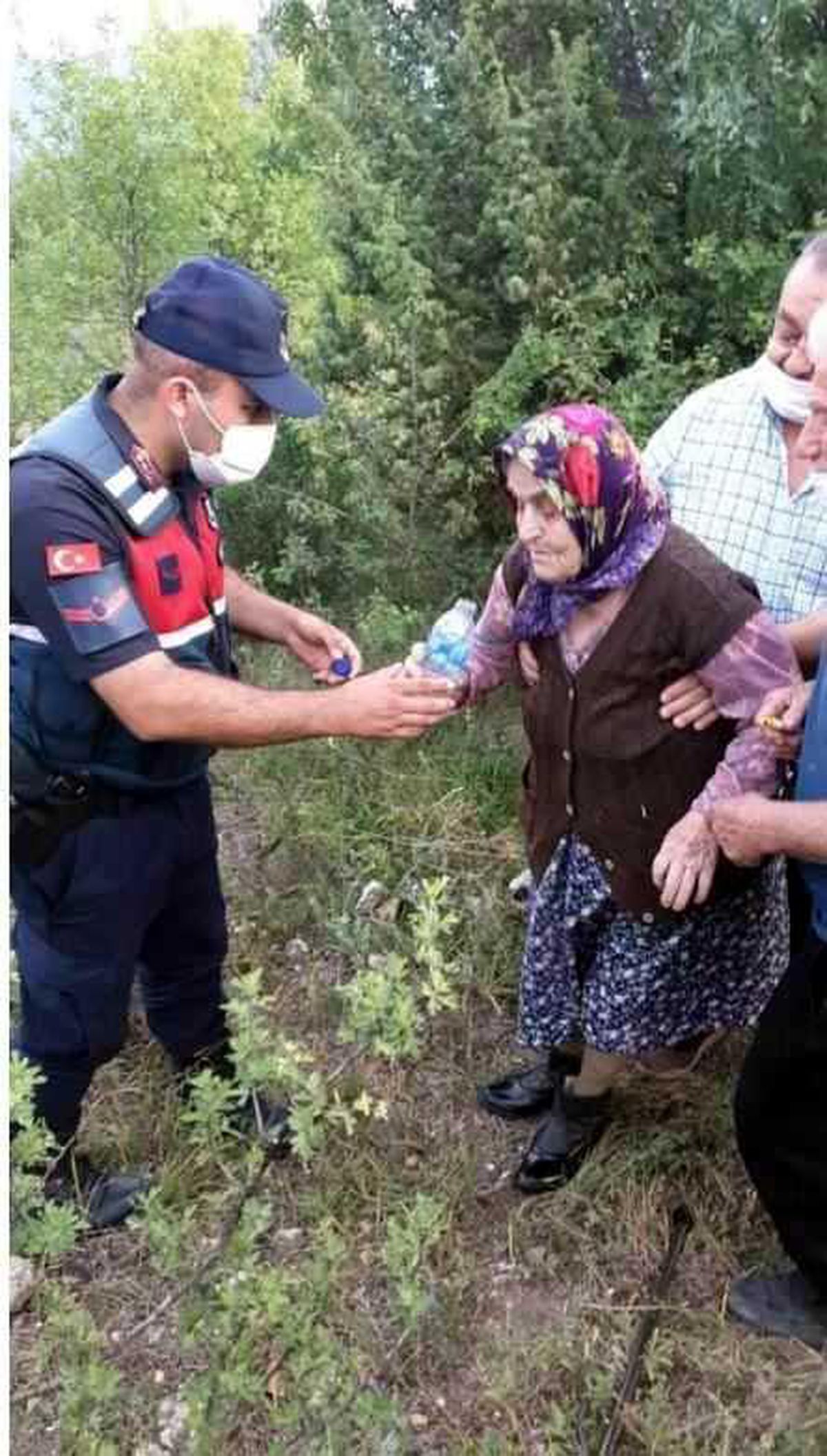 Karabük\'te kaybolan 87 yaşındaki alzaymır hastası kadını jandarma buldu