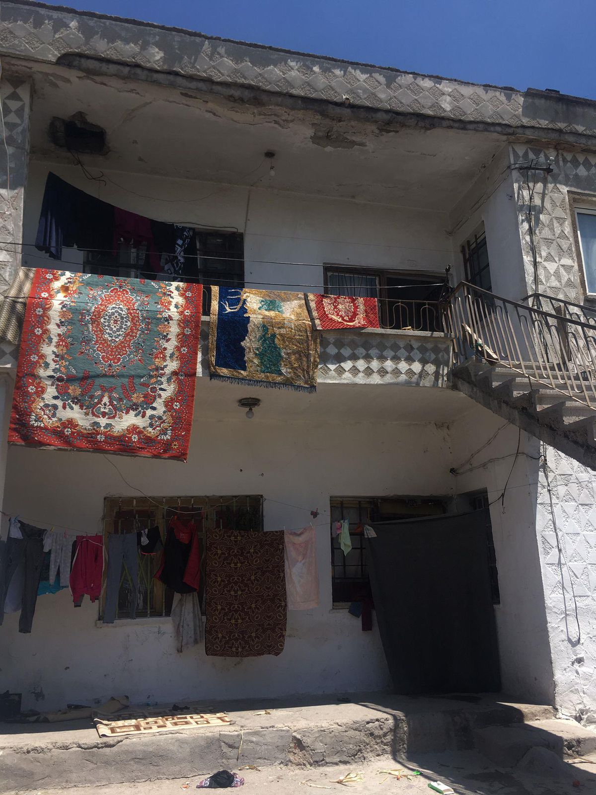 Kayseri\'de balkondan düşen çocuk yaralandı