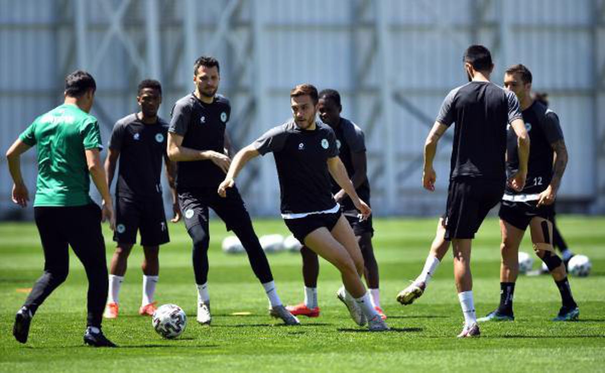 Konyaspor, yeni sezon kamp çalışmalarına başlıyor