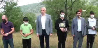 Kur'an-ı Kerim ve dua ile 28.5 kilometre yaya yürüdüler