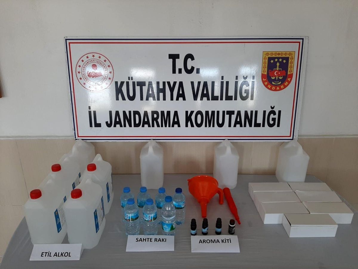 Kütahya\'da sahte içki operasyonu