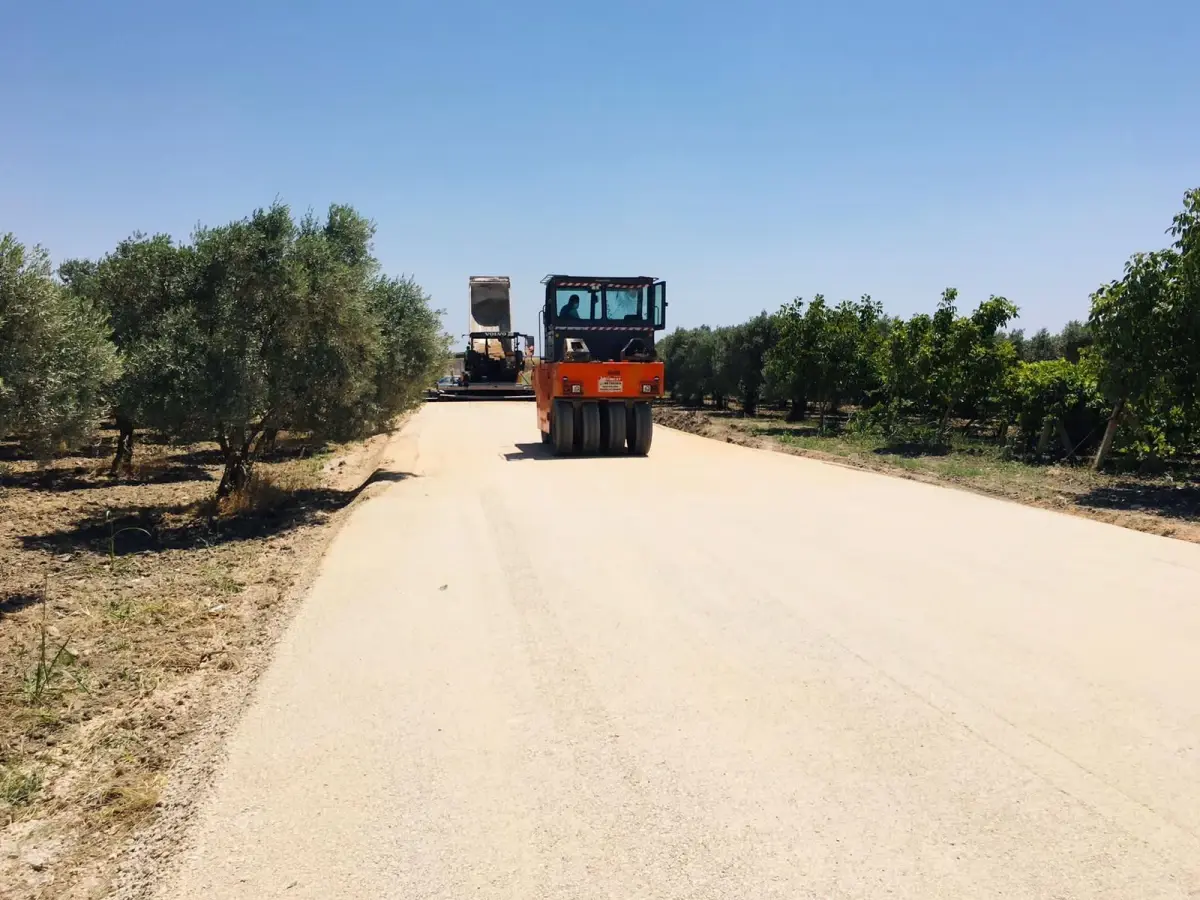 Manisa Büyükşehir komisyon üyeleri, yol çalışmalarını inceledi