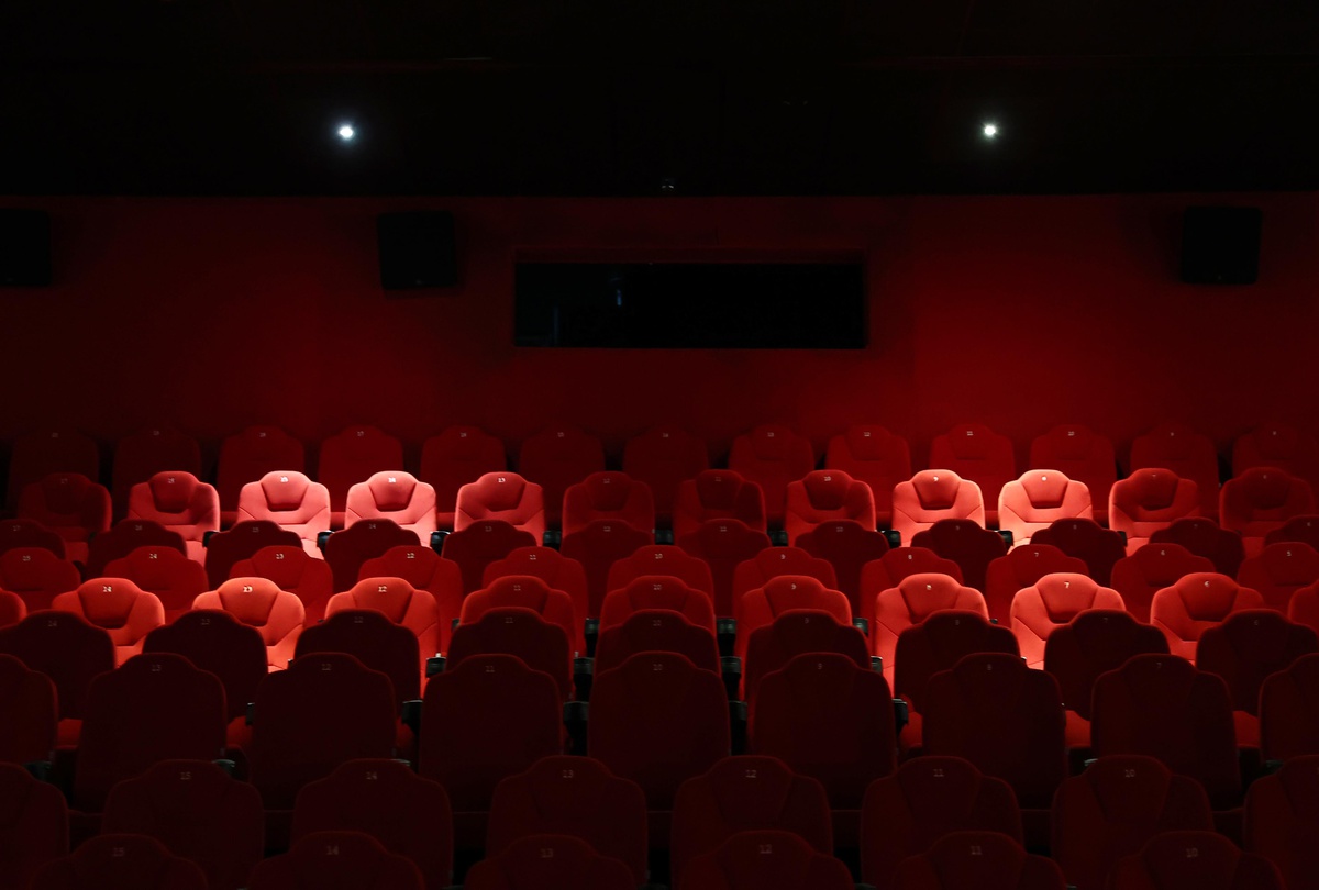 Sinema salonları misafirlerini ağırlamaya hazır