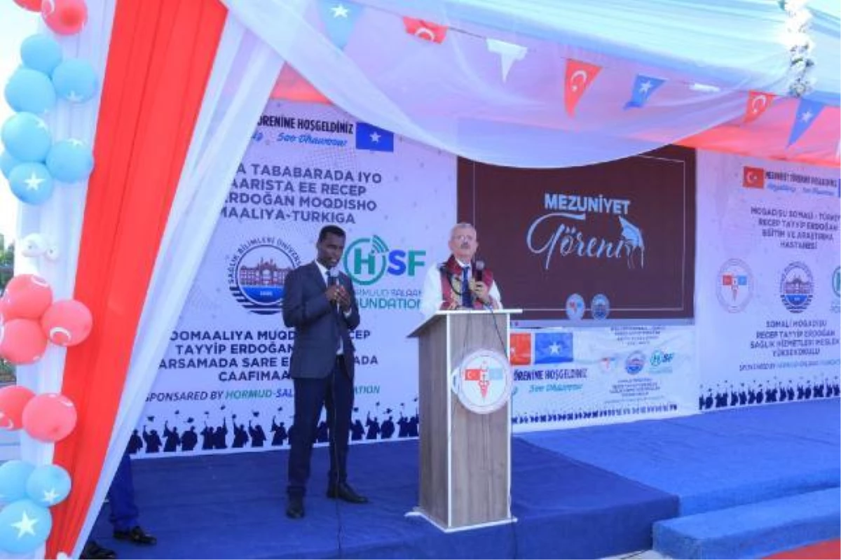 Türk üniversitesi Somali\'de mezuniyet töreni gerçekleştirdi