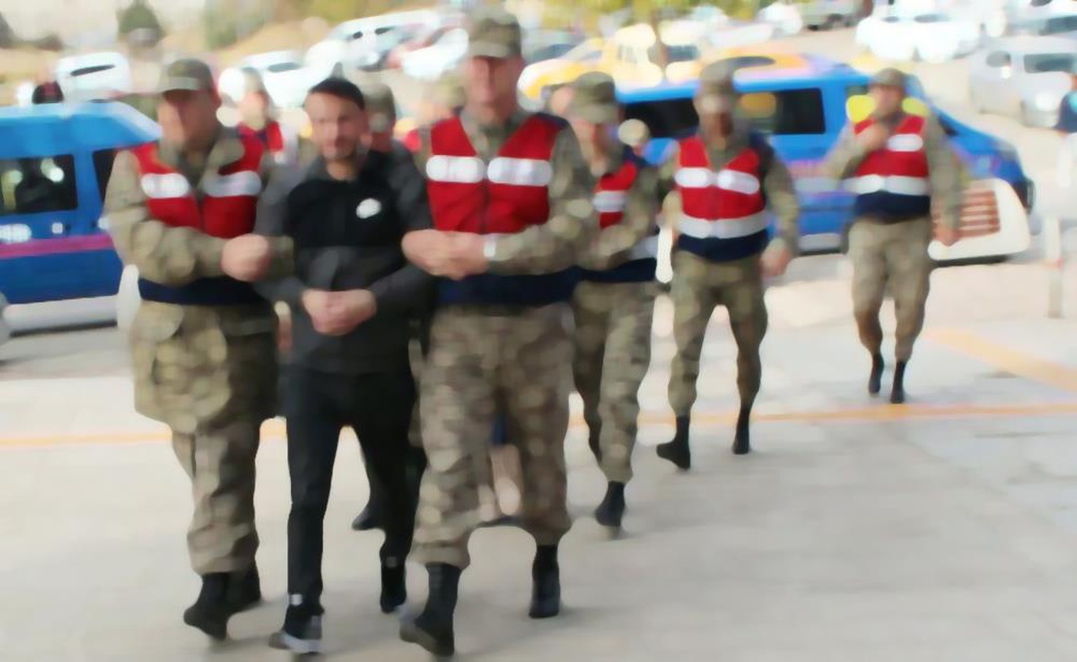 Ankara merkezli FETÖ operasyonunda gözaltı sayısı 23\'e yükseldi