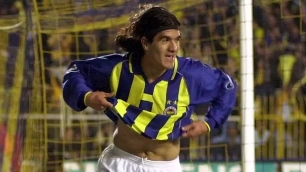 Ariel Ortega\'nın veteranlar maçında attığı frikik golü futbolseverleri mest etti