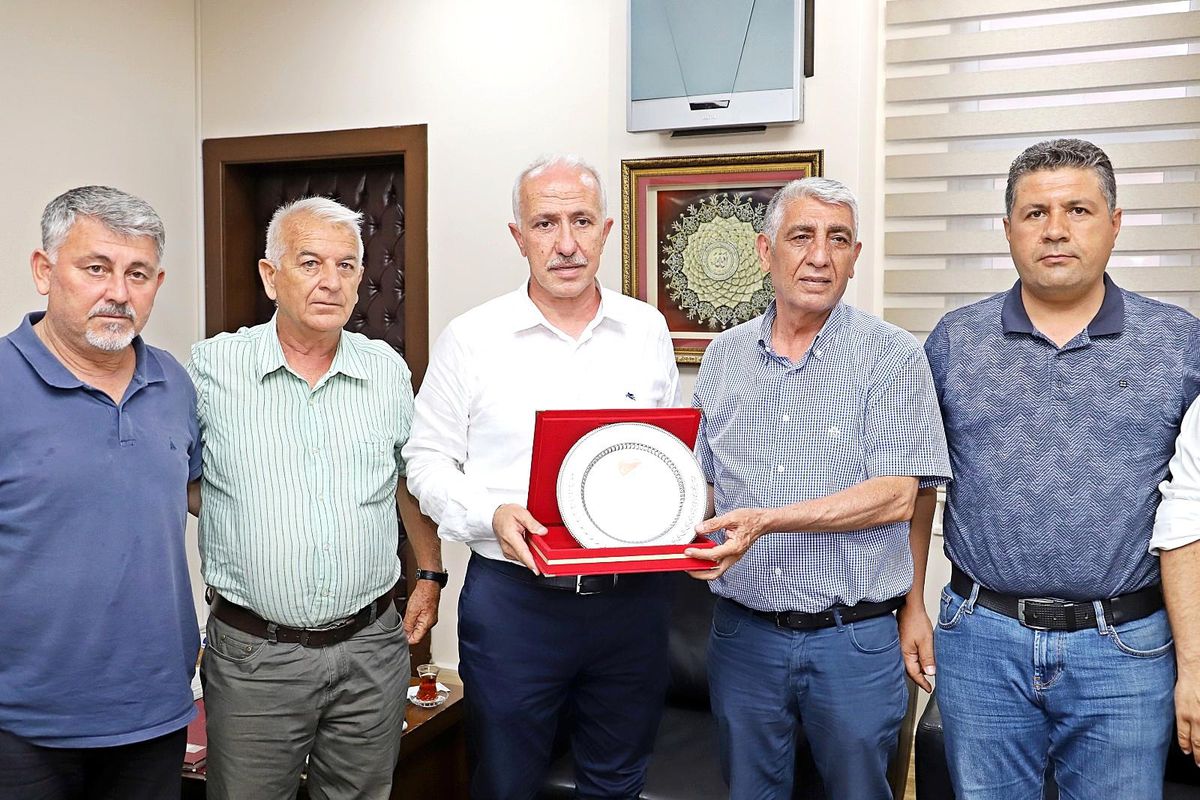 ASKF\'DEN Başkan Gültak\'a teşekkür plaketi
