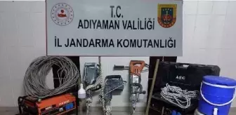 Besni'de izinsiz kazıya 7 gözaltı