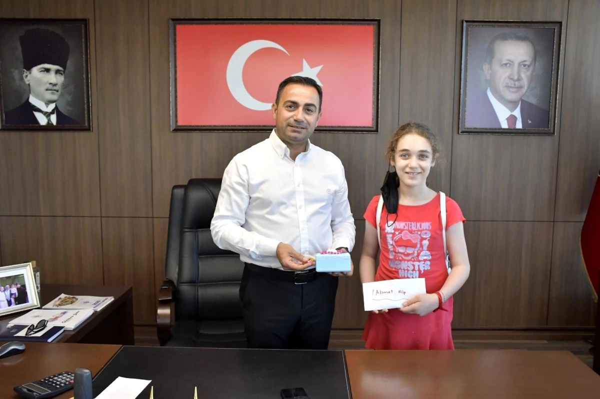 Elifnaz\'dan, SMA hastası Ahmet Alp için örnek davranış