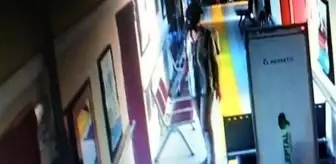 Eski sağlıkçı, koleksiyon yapmak amacıyla aşı çalmış