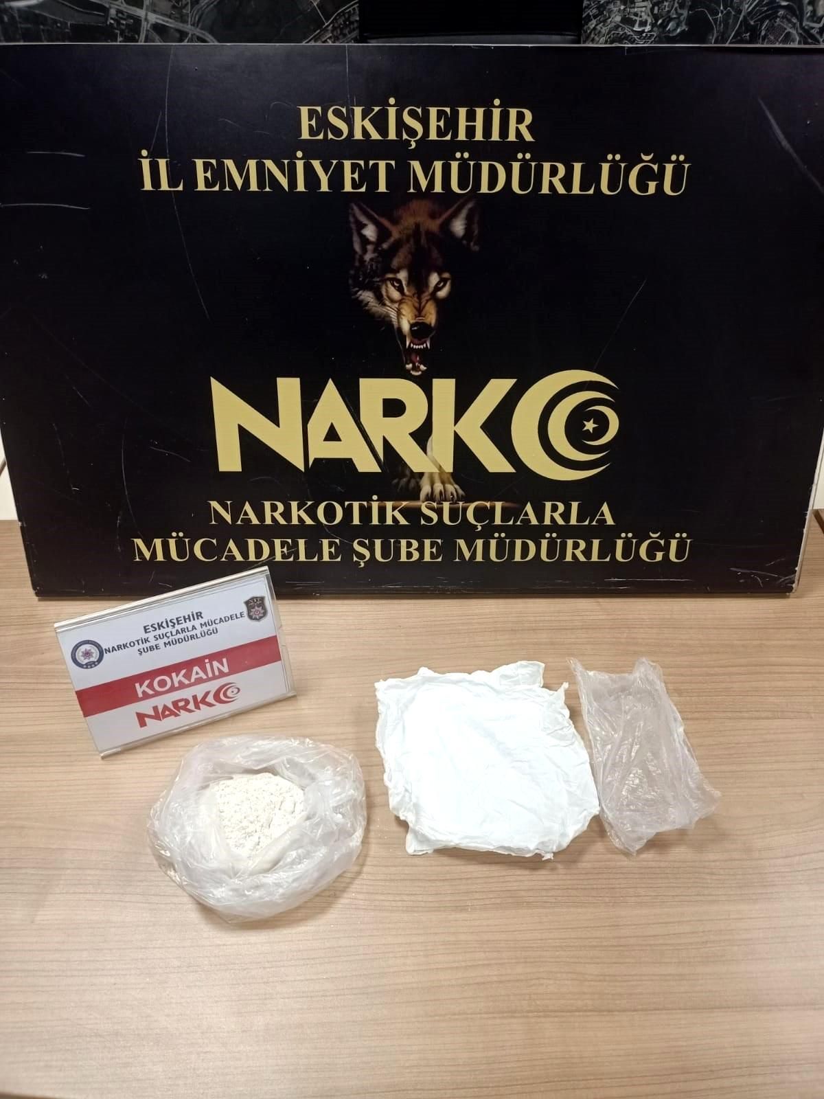Eskişehir\'e kokain getirirken yakalandı