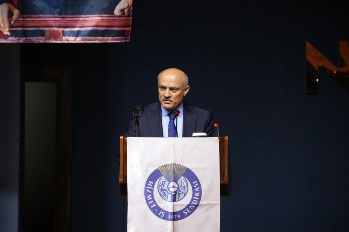HAK-İŞ Genel Başkan Yardımcısı Hüseyin Öz, Şanlıurfa\'daki üyelerle buluştu Açıklaması