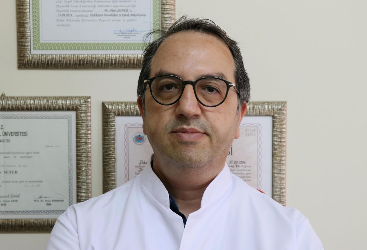 Son dakika haberleri: Koronavirüs Bilim Kurulu Üyesi Prof. Dr. Alper Şener\'den "Açık alanda bayramlaşın" tavsiyesi Açıklaması