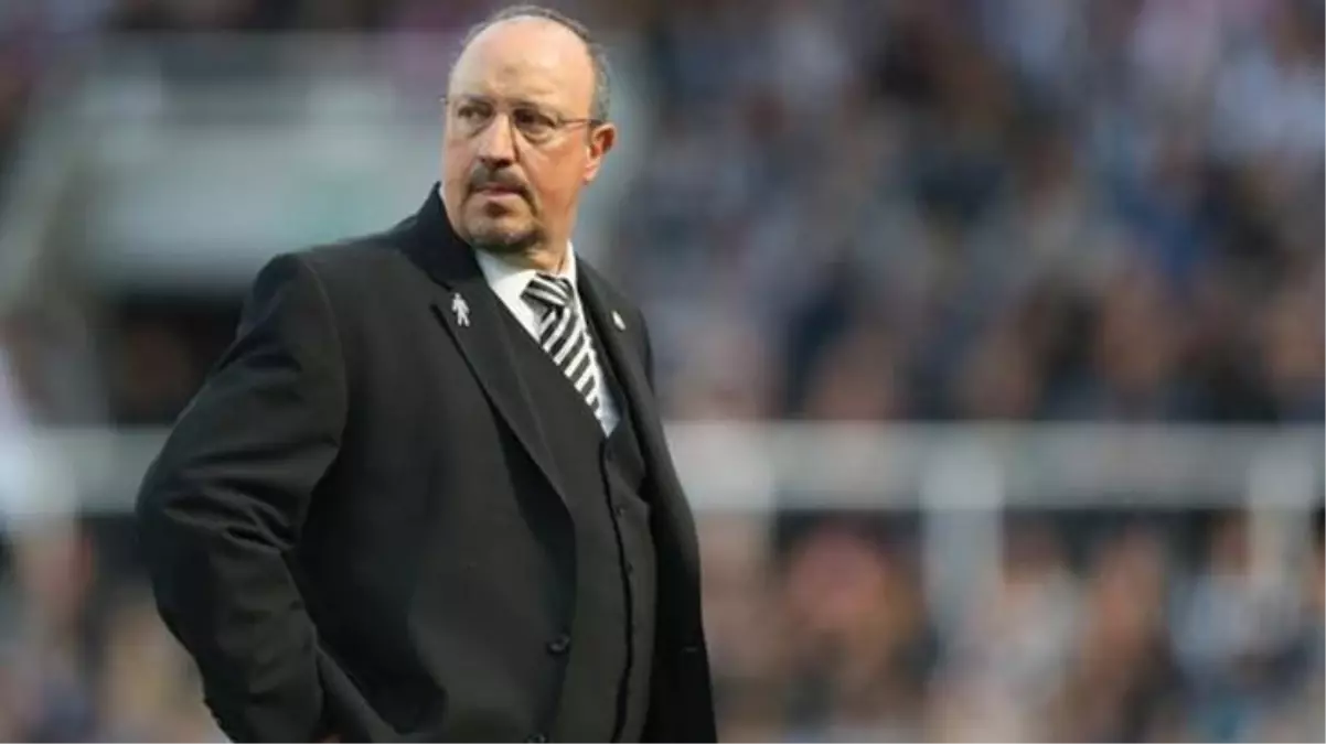 Rafael Benitez, Everton\'la anlaşma sağladı ve 129 yıl sonra bir ilk gerçekleşti