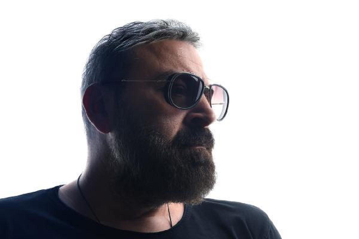 Şarkıcı kimliği \'Mesjopala\' olan iş adamı müzik çalışmalarını tamamladı