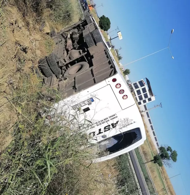 Tekirdağ'da servis aracı devrildi: 8 yaralı