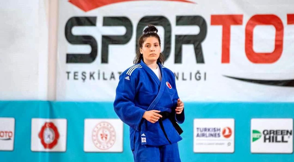 Yunusemreli Şeyda Nur judoda Türkiye Şampiyonu oldu