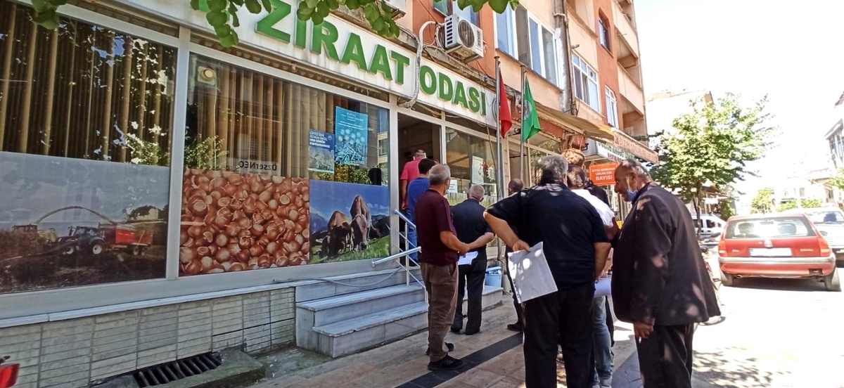 Ziraat Odasında son gün yoğunluğu