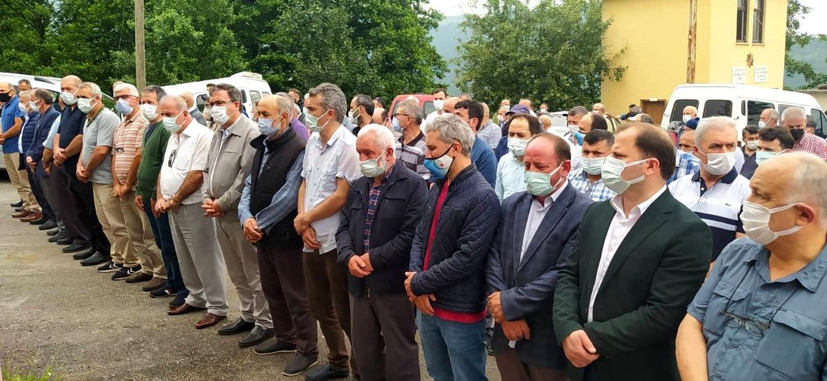 Babası manevra yaparken ezmişti, minik Ömer son yolculuğuna uğurlandı
