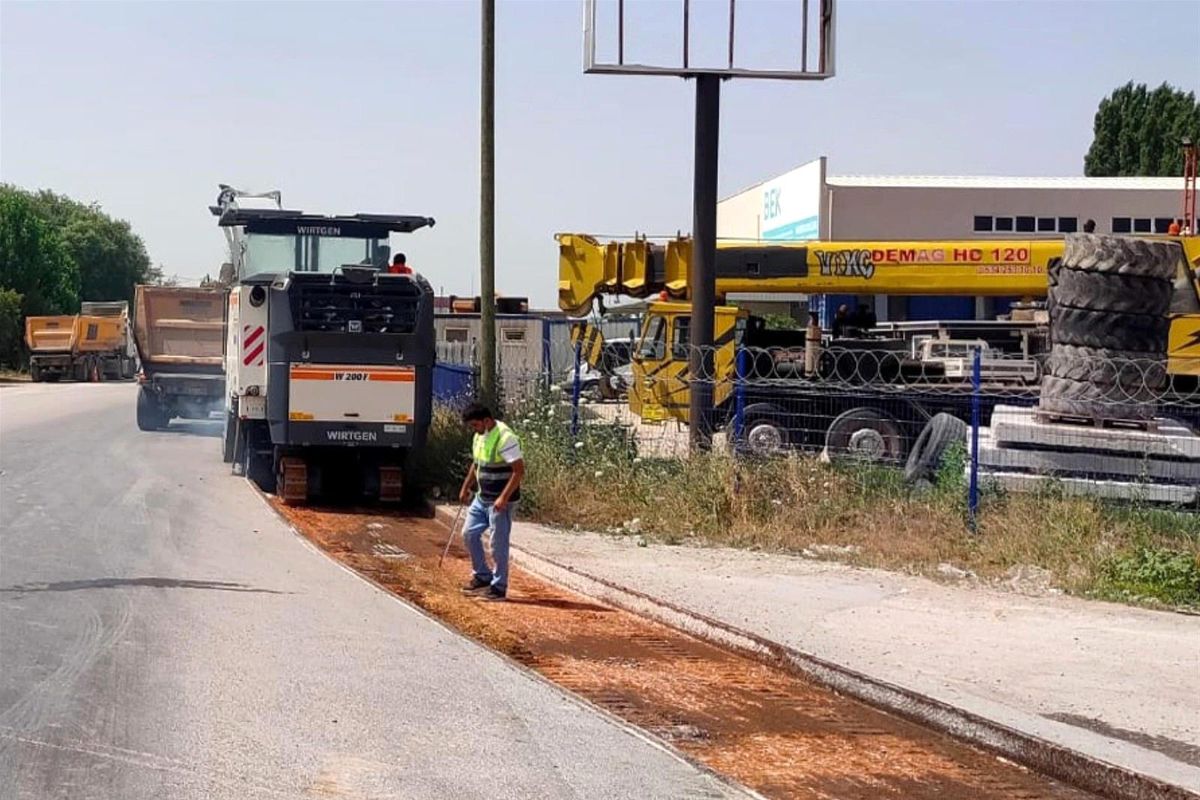 Büyükşehir\'den 30 bin ton sıcak asfalt
