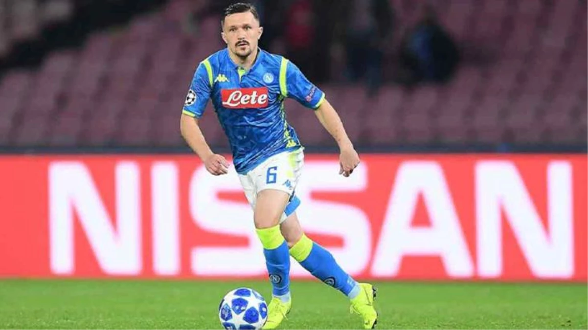 Galatasaray\'ın Mario Rui için Napoli\'ye yaptığı 5 milyon euroluk teklif kabul edildi