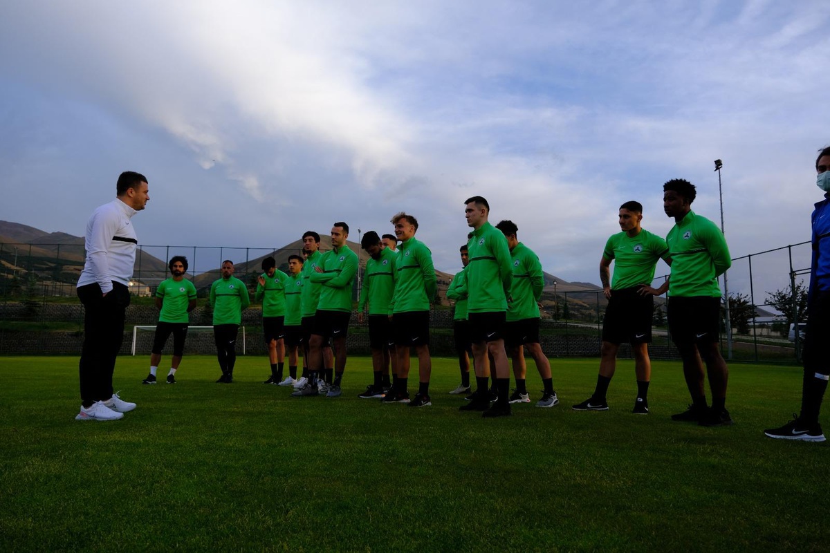 GZT Giresunspor, Erzurum\'da sezon hazırlıklarına başladı