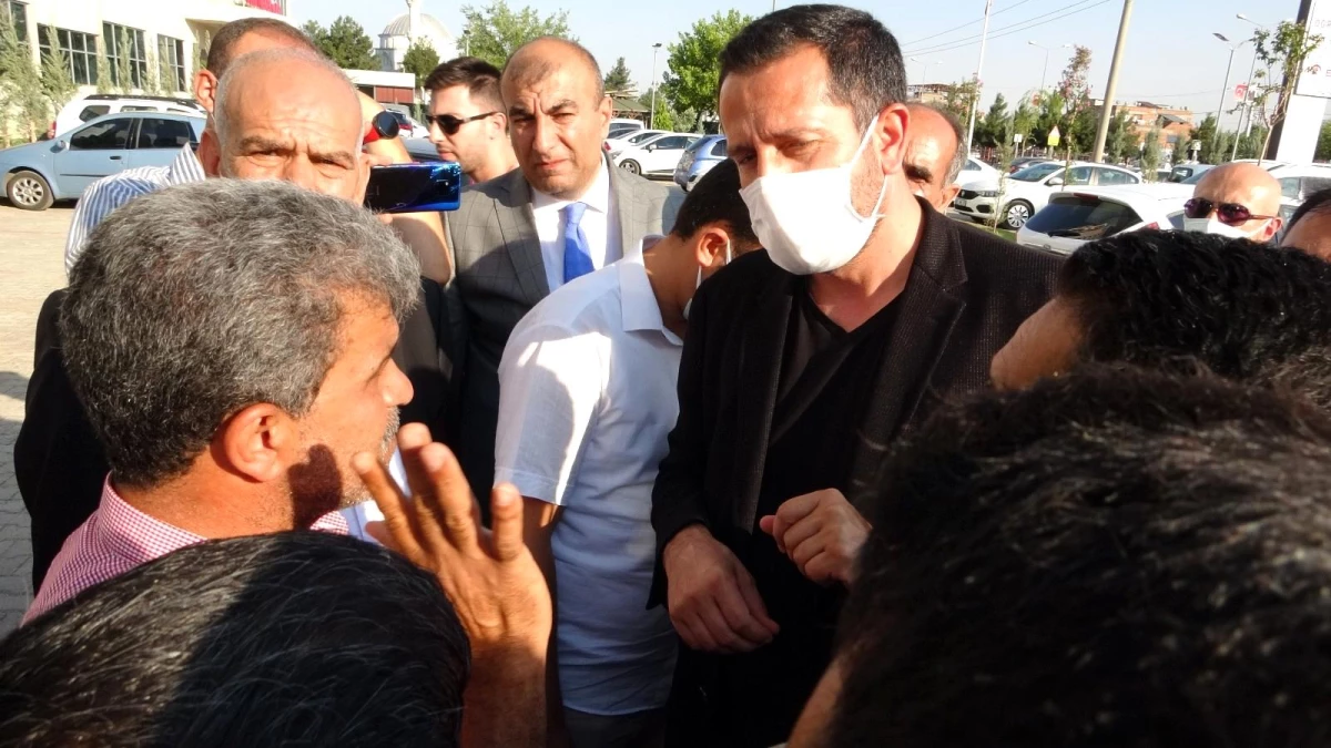 HDP önündeki evlat nöbeti tutan ailelerden CHP\'ye sert tepki