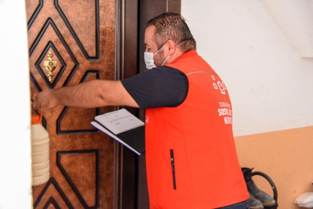 Her ay 2 bin litre günlük süt çocuklara ulaştırılıyor
