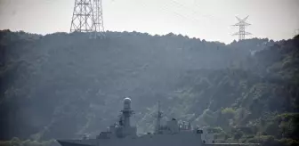 İtalya Donanması'na ait savaş gemisi İstanbul Boğazı'ndan geçti