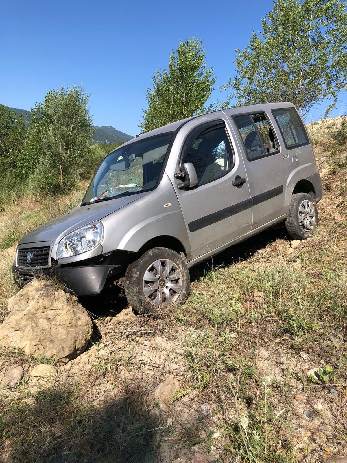 Karabük\'te hafif ticari araç şarampole düştü: 1 yaralı