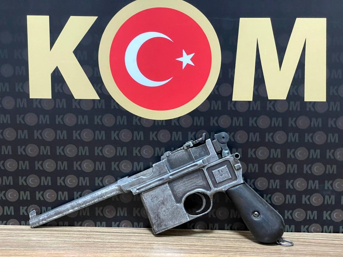 Malatya\'da 18. yy ait yarı otomatik tabanca ele geçirildi