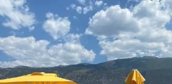 Merih Demiral Kaş'ta tatil yaptı