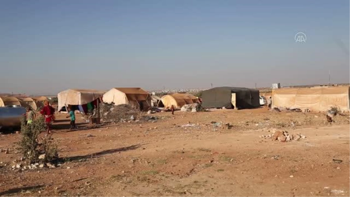 Suriye\'de zorla yerinden edilen halk, Babülhava Sınır Kapısı\'nın kapatılmasını felaket olarak görüyor