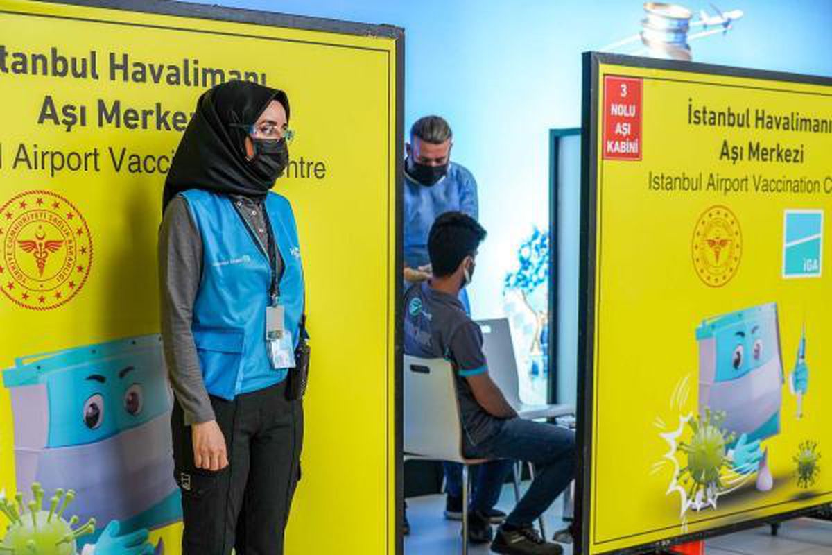 Türk yolcular İstanbul Havalimanı\'nda da aşılanacak
