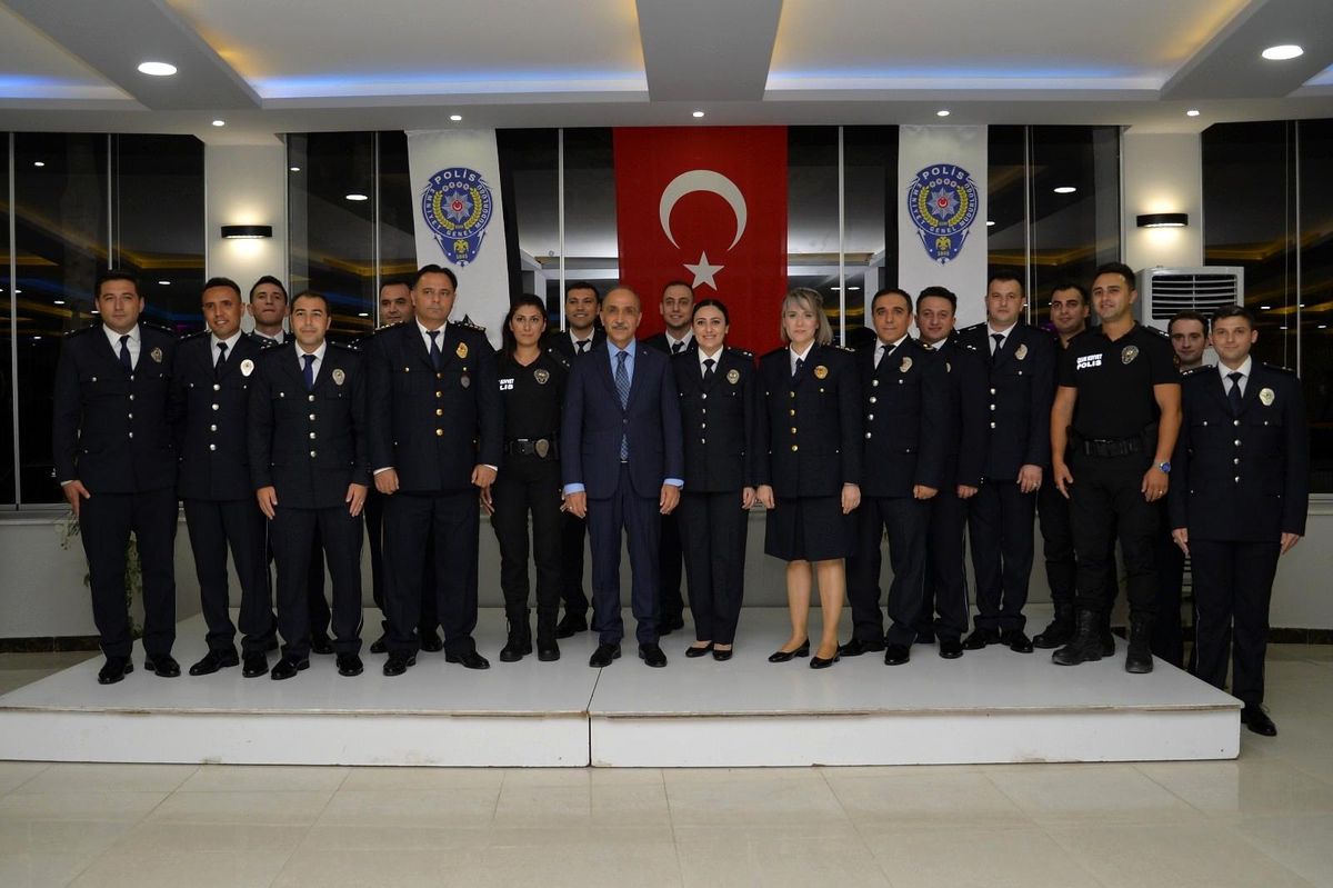 Adana Emniyeti\'nde rütbe töreni