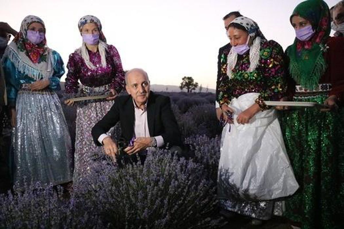 AK Parti Genel Başkanvekili Kurtulmuş: "Ülke olarak her alanda ileriye gideceğiz"