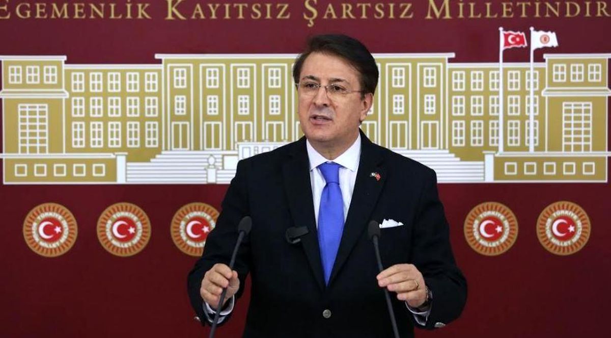 Son dakika haberleri | Aydemir: \'Cumhurbaşkanımız bayrak isimdir\'