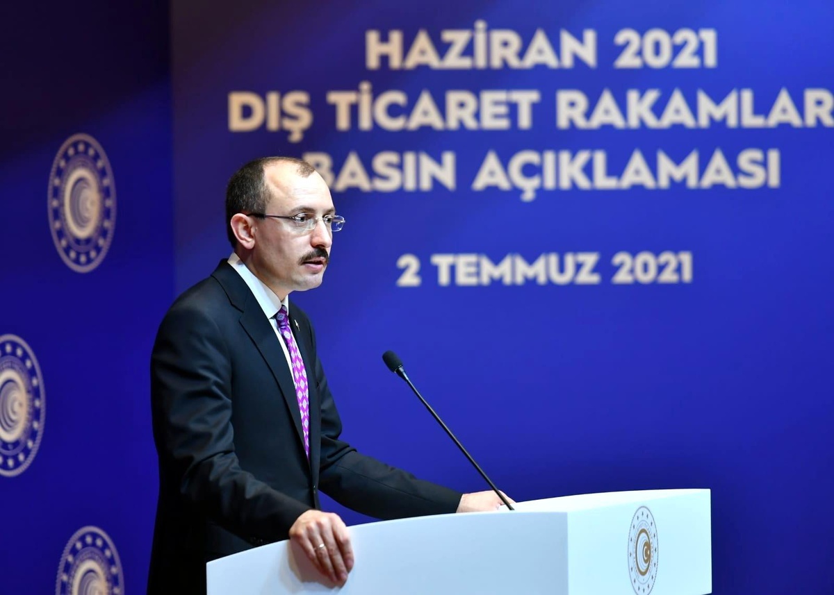 Son dakika haberleri... Bakan Muş: "\'Türkiye\'ye yabancı yatırımcı gelmesin\' diye çaba harcayanların her hayırlı işin önünde takoz olmaları kendi tabiatlarının gereğidir"
