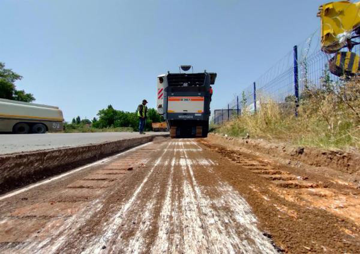 Balıkesir\'de 30 bin ton asfalt serimine başlandı