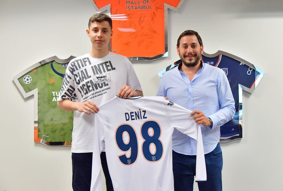 Başakşehir, genç kaleci Deniz Dilmen\'i profesyonel yaptı