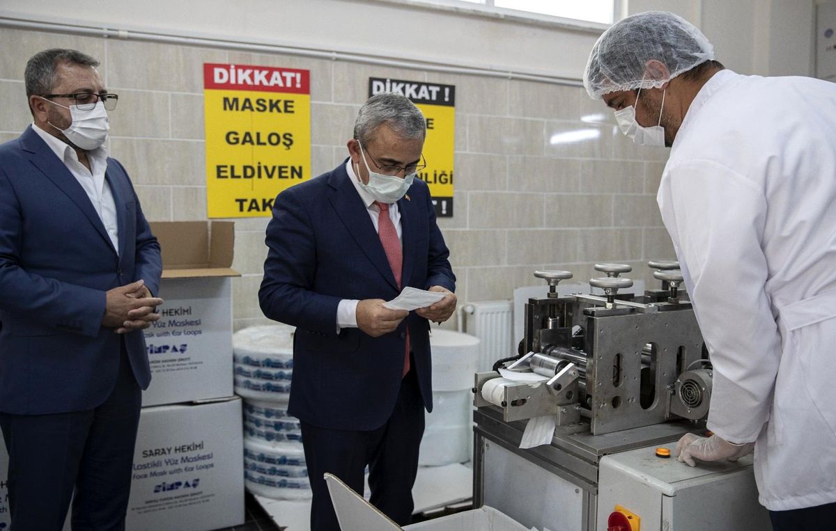 Başkan Işık: "Maske üretimimiz devam ediyor"