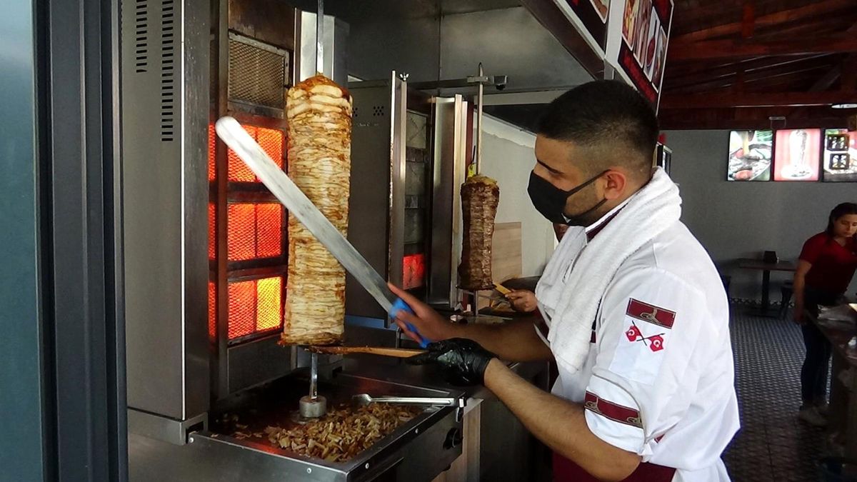 Dönercilerin 60 derece sıcakla imtihanı