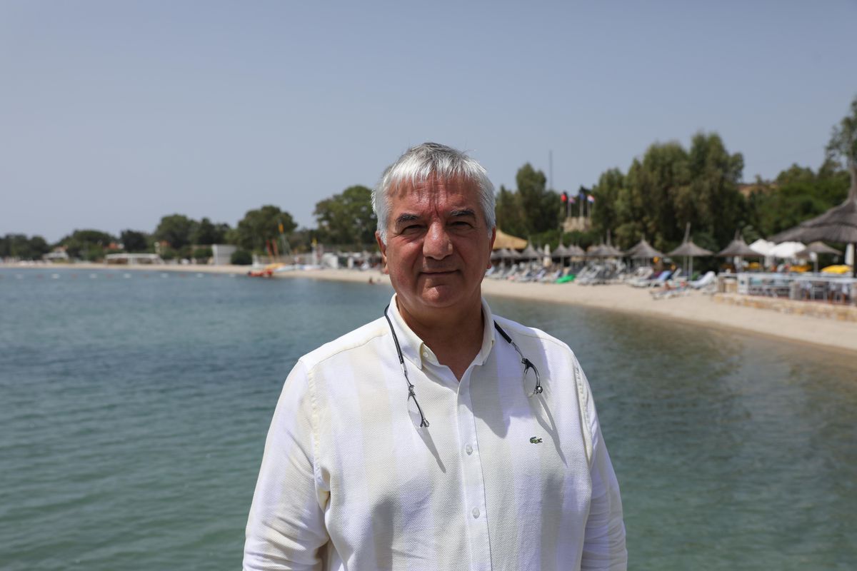 Ege\'deki oteller bayrama "dolu dolu" giriyor