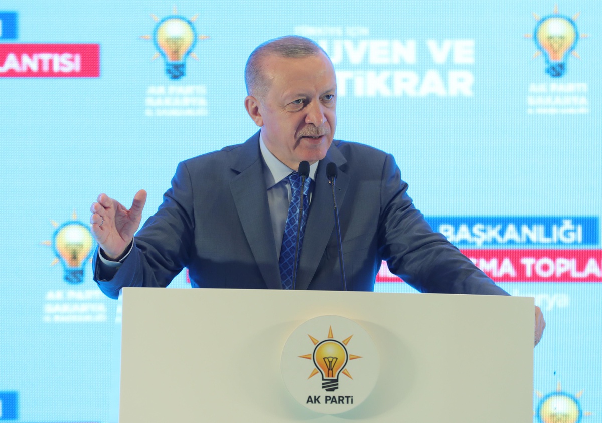 Erdoğan: "Biz, kuklayı da kuklacıyı da görüyor, CHP\'nin başındaki zatın son dönemde iyice pervasızlaşan tavrının altında yatan sebepleri gayet iyi...