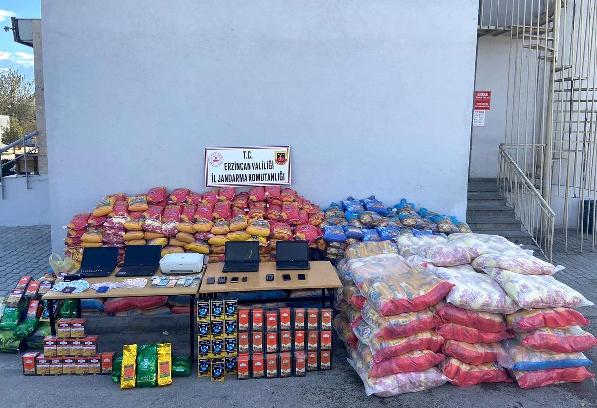 Evrakta sahtecilik yaptıkları iddiasıyla 6 Afganlının hesaplarındaki 14 milyon 838 bin lira donduruldu